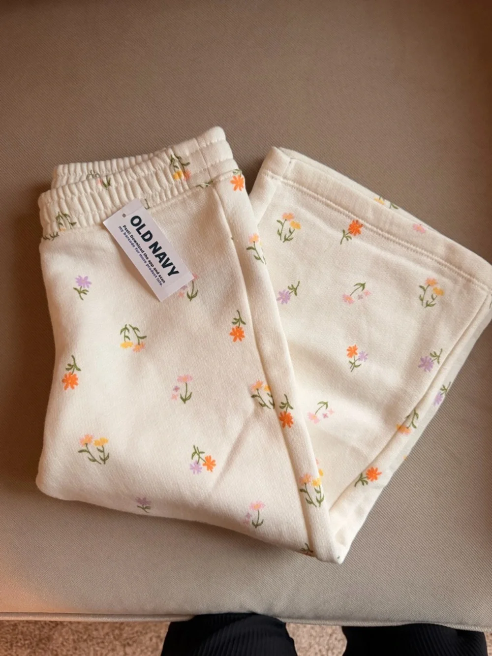 Old Navy soft cream